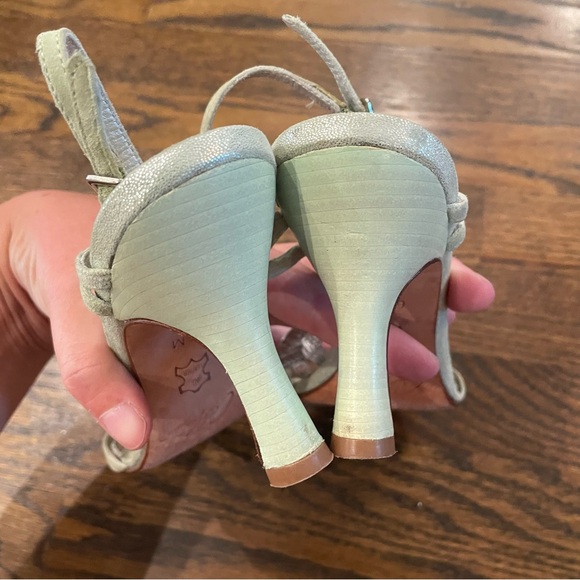 ARTURO CHIANG Y2K Light Green Suede Strappy Kitten Heels Sandals - Picture 7 of 10